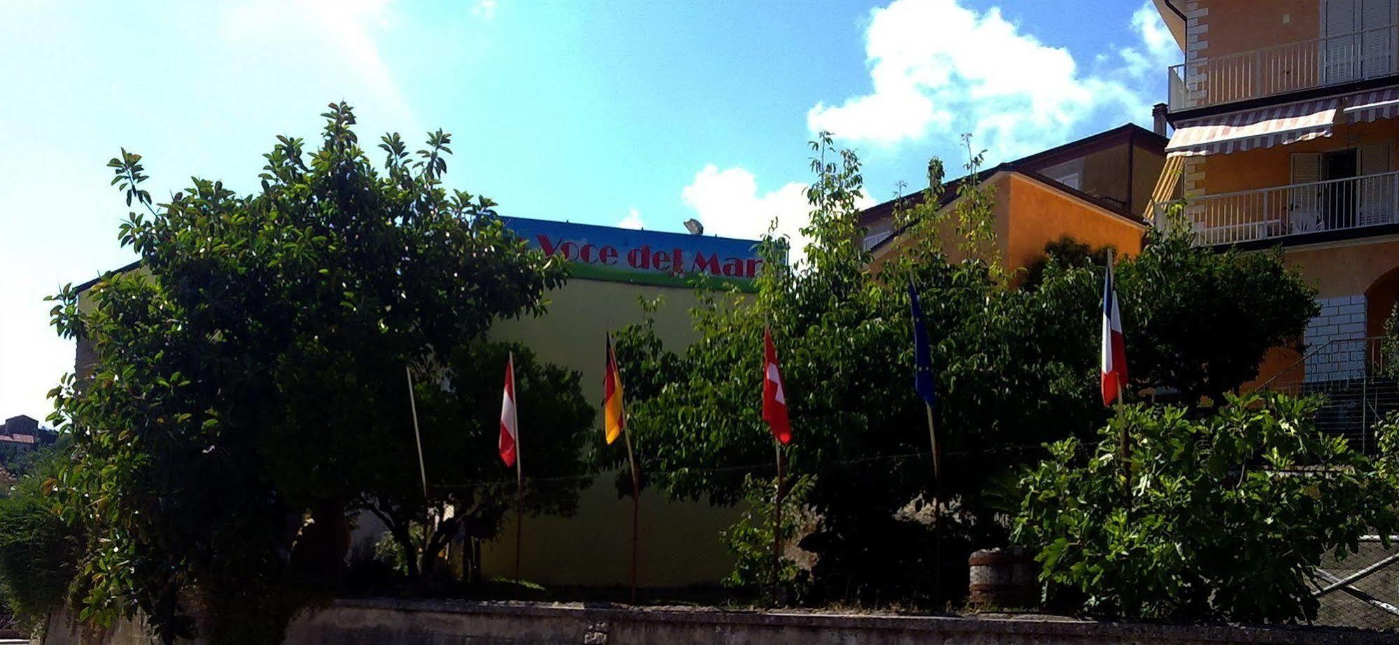 La Voce Del Mare Bed & Breakfast Казал Велино Екстериор снимка